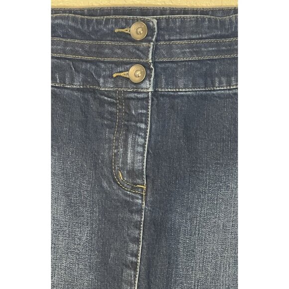 Torrid Denim Jean Skirt Women’s Sz 20 Slit In Back Knee Length - Picture 3 of 11